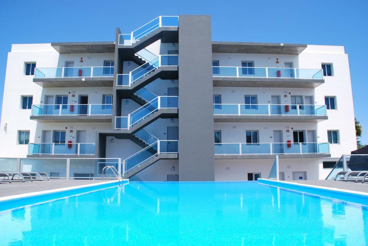 Whalesbay Hotel Apartamentos Capelas Exterior photo